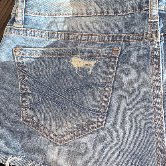 Aeropostale Shorty Jean shorts size 4 BNWOT - Picture 6 of 7